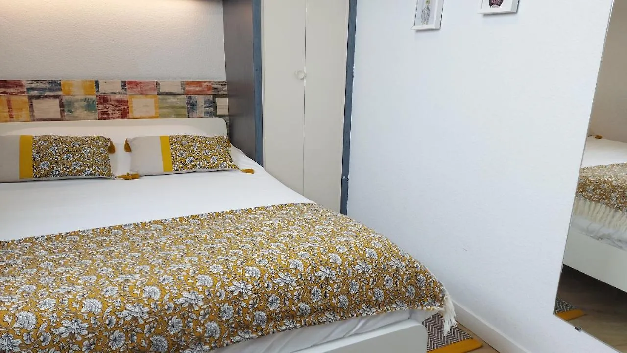Logis Hotel Vannes Nord Le Clos Des Hortensias Locqueltas 2*,
